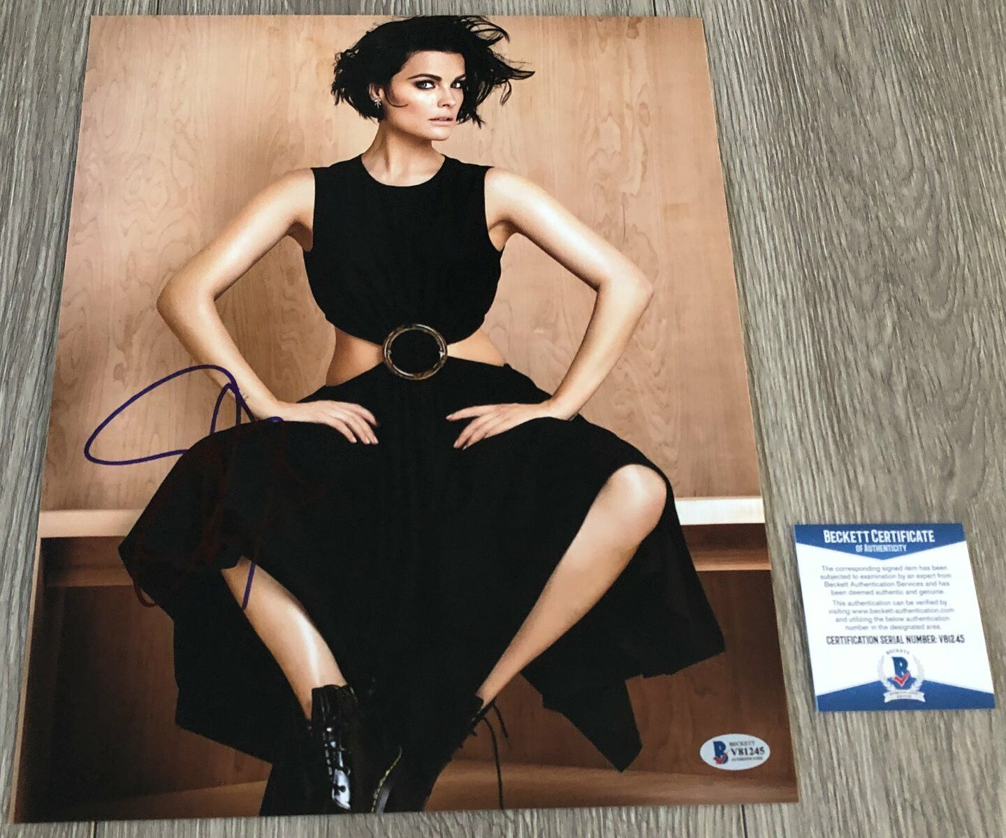 JAIMIE ALEXANDER SIGNED THOR RAGNAROK 11x14 Photo Poster painting G wEXACT PROOF BECKETT BAS COA