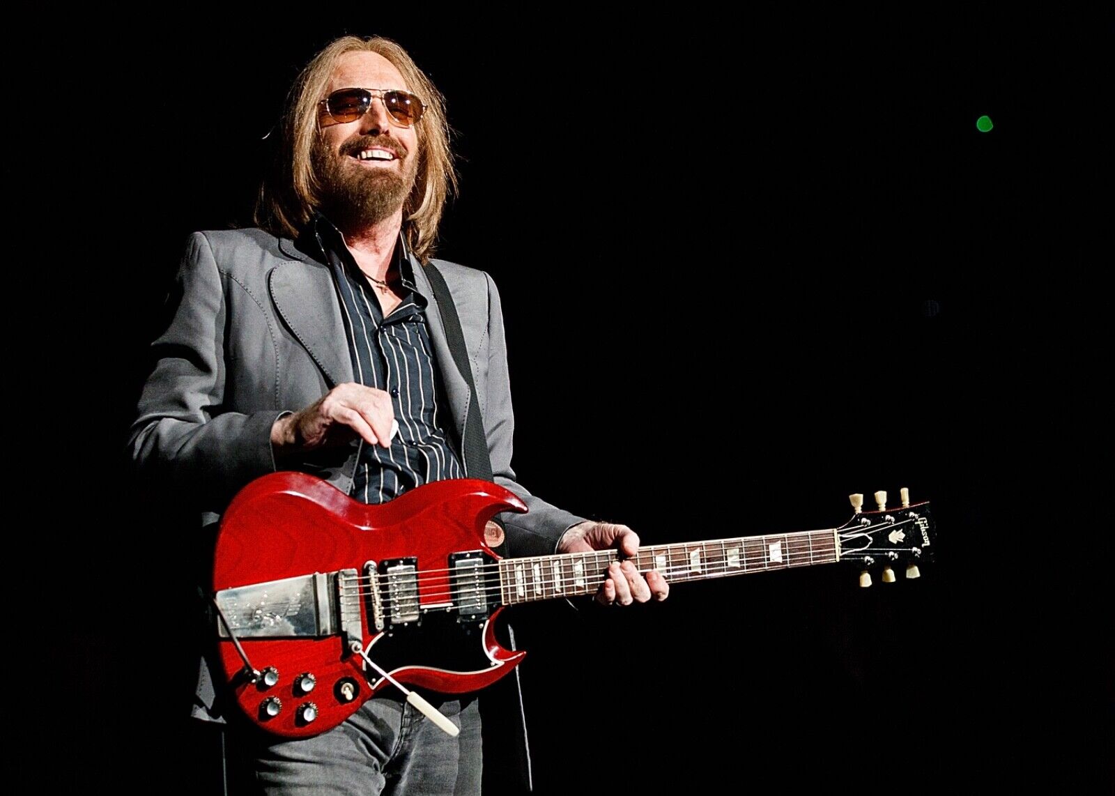 Beautiful Tom Petty 8x10” Photo Poster painting!