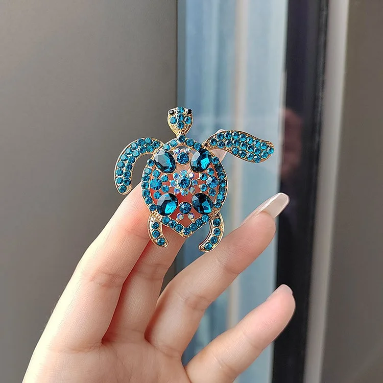 Elegant Turtle Brooch with Rubies and Diamonds