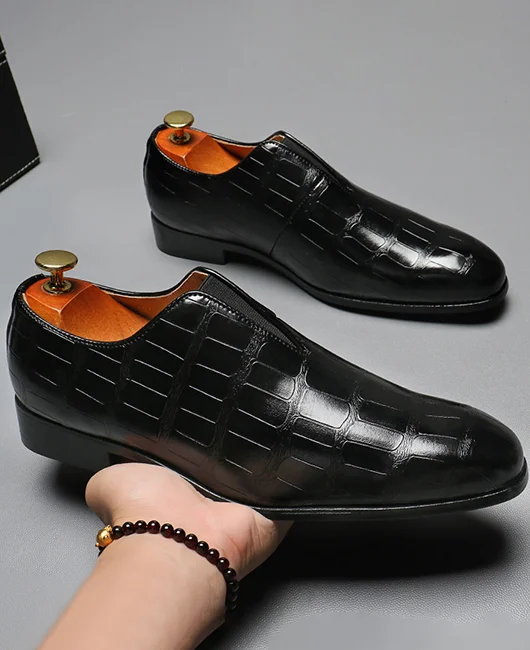 Crocodile Pattern Pointed Toe Business PU Leather Shoes 