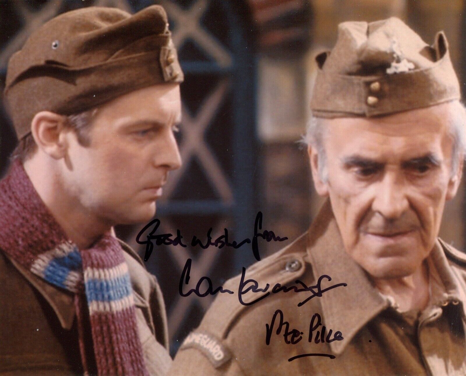 Actor Ian Lavender signed DADS ARMY 8x10 Photo Poster painting IMAGE No2