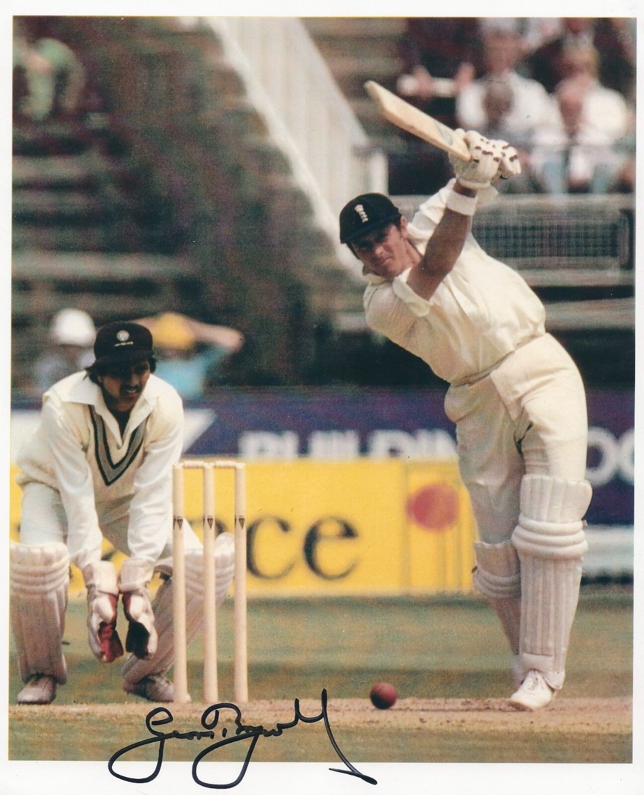 GEOFF BOYCOTT SIGNED 8x10 Photo Poster painting - UACC & AFTAL RD CRICKET AUTOGRAPH