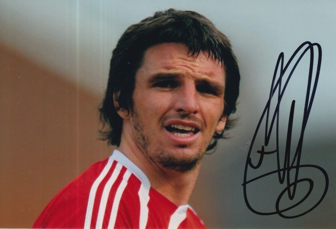 BRENTFORD HAND SIGNED JONATHAN DOUGLAS 6X4 Photo Poster painting 1.