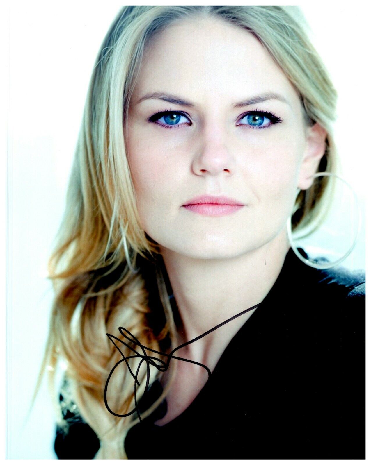 ~~ JENNIFER MORRISON Authentic Hand-Signed ONCE UPON A TIME