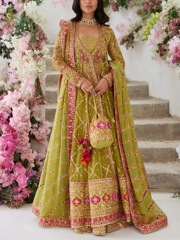 Luxurious Festive Pakistani Sets