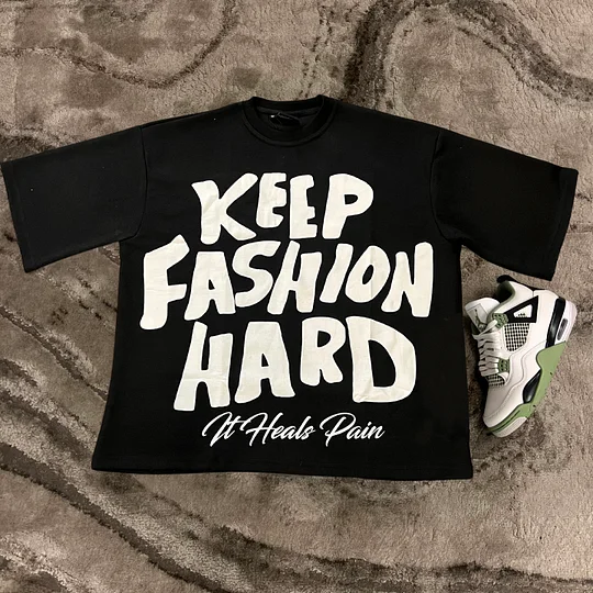 Unisex Fashion Heals Pain Graphic T-Shirt - Sopula｜Premium Graphic Tees & Graphic Clothing