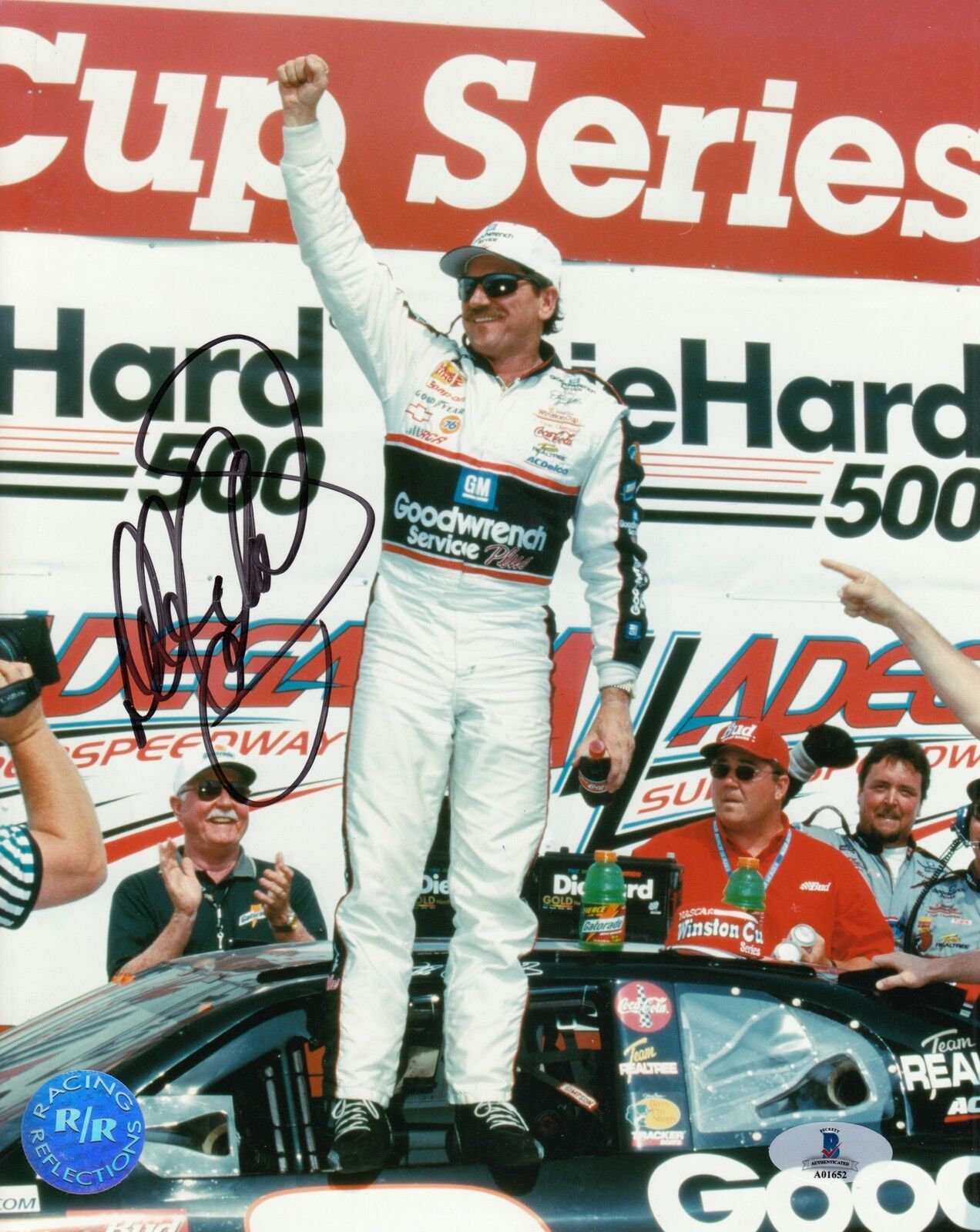 Dale Earnhardt Sr #0 8x10 Signed 8x10 Photo Poster painting Beckett Auto NASCAR 031818