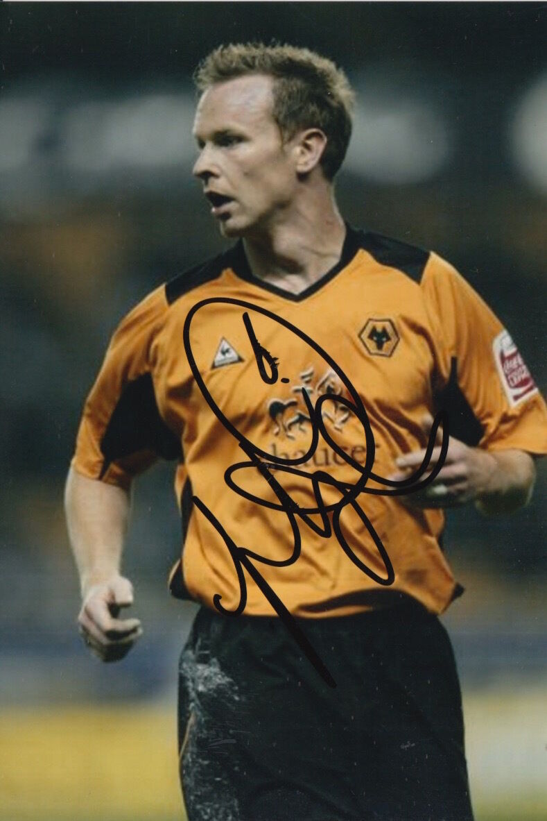 WOLVES HAND SIGNED JODY CRADDOCK 6X4 Photo Poster painting.