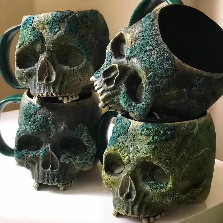💀Mossy Skull Mug 