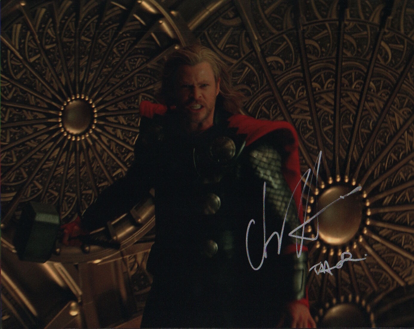 Chris Hemsworth (Thor) signed 11x14 Photo Poster painting