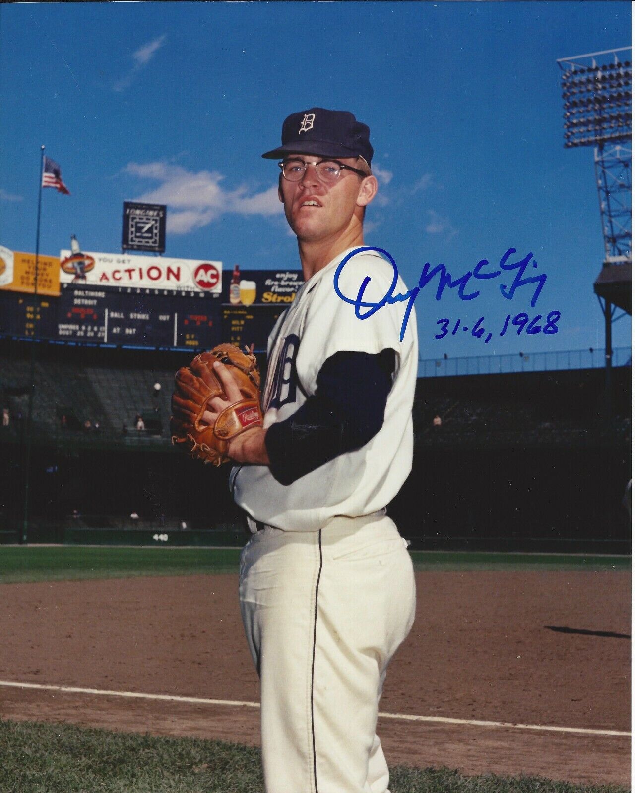 Denny McLain Autographed 8x10 Detroit Tigers#1