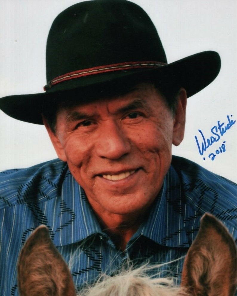 Wes studi signed autographed Photo Poster painting