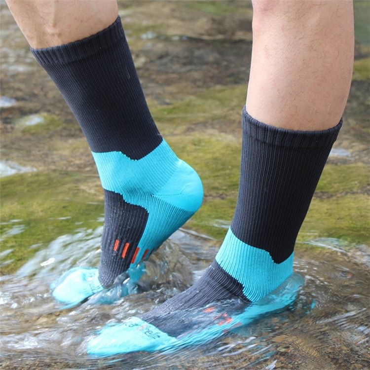 HappyFeetTM - Waterproof, Breathable , Warm Socks for Hiking, Backpacking & Outdoor Adventures