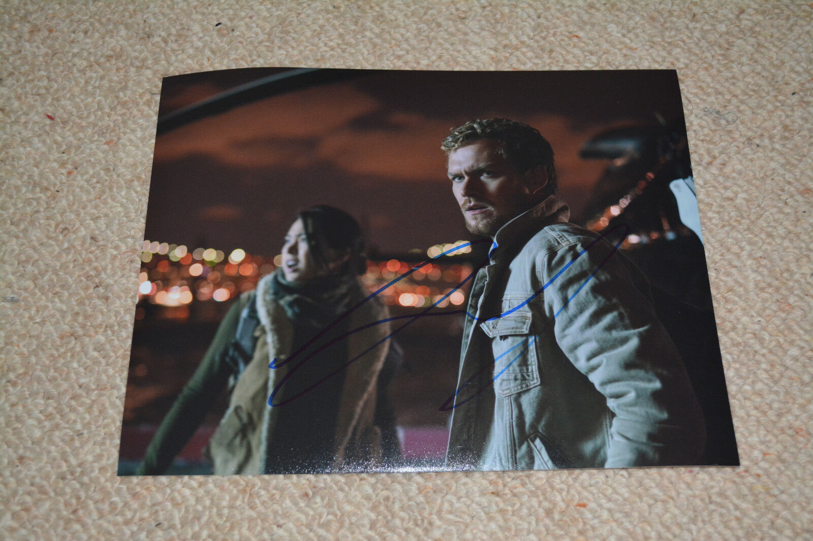 FINN JONES signed autograph In Person 8x10 (20x25 cm) IRON FIST