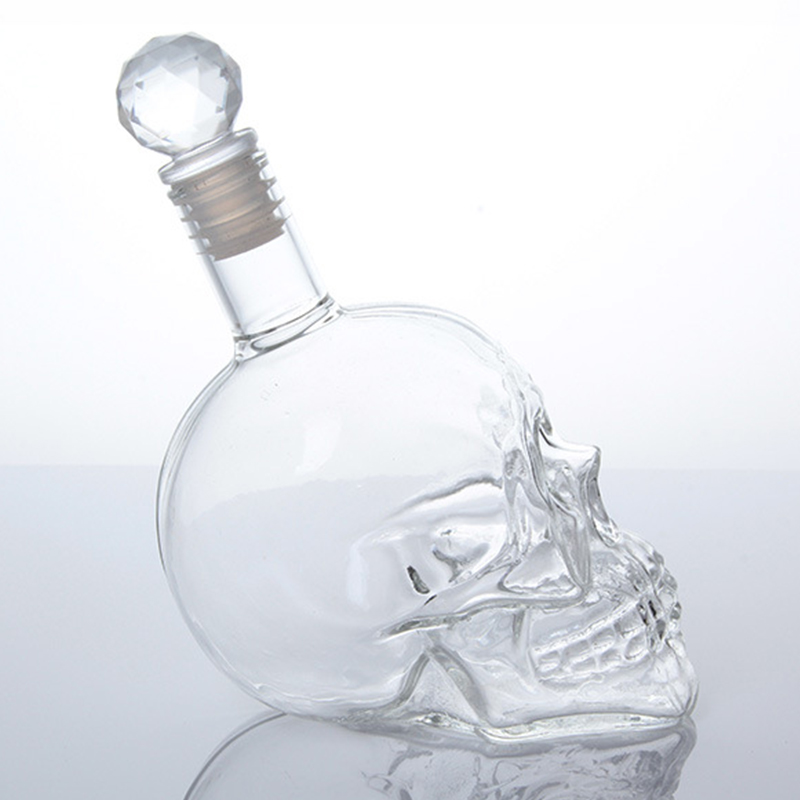 Tegooe Crystal Skull Head Decanter and Shot Glass Set Novelty Whiskey