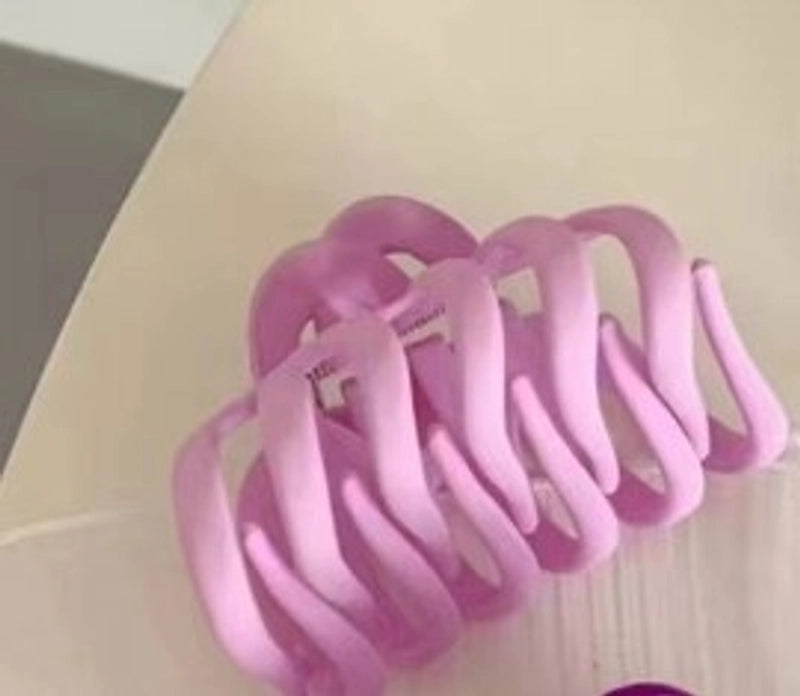 Minimalist Solid Color Plastic Hair Claws