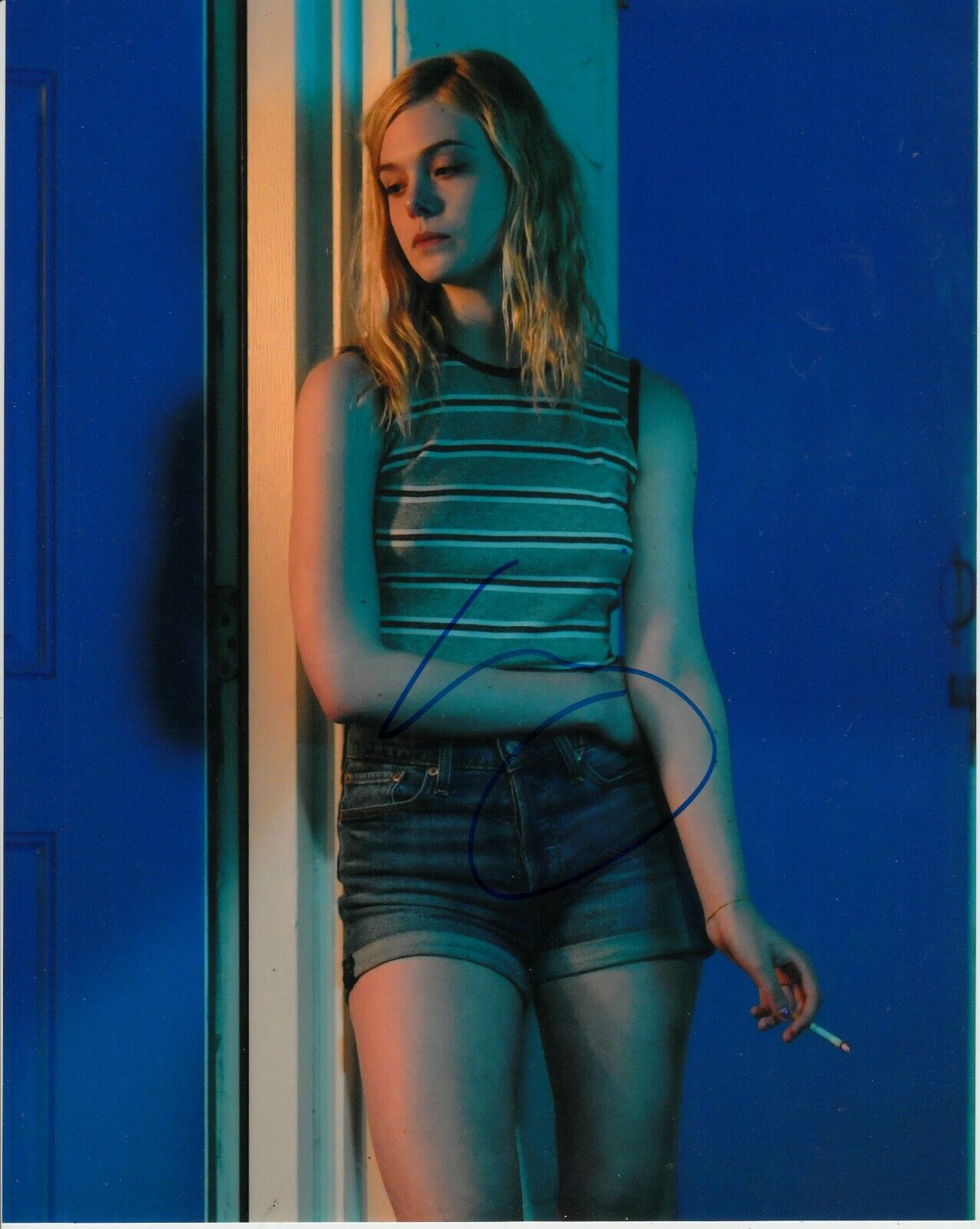 ELLE FANNING SIGNED SEXY Photo Poster painting UACC REG 242 (4)