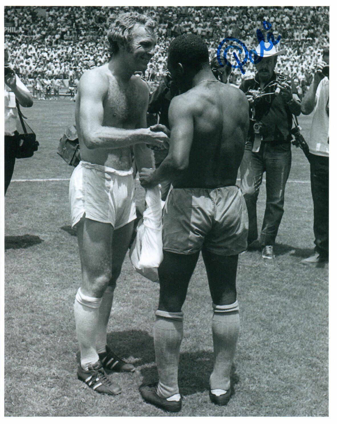 Pele Brazil Football Signed 10 by 8 inches Genuine Signature Photo Poster painting Autograph