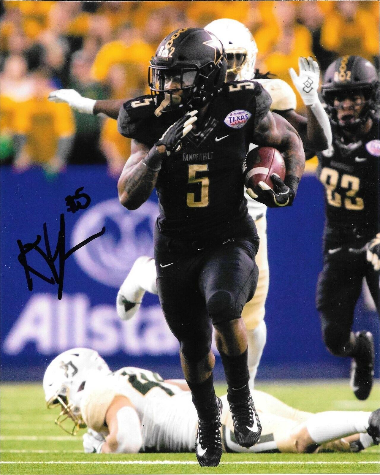 BUCCANEERS KE'SHAWN VAUGHN HAND SIGNED VANDERBILT COMMODORES 8X10 Photo Poster painting W/COA