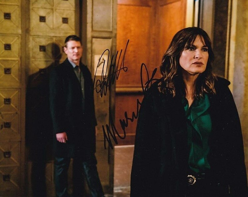 Philip winchester and mariska hargitay signed autographed law & order svu Photo Poster painting