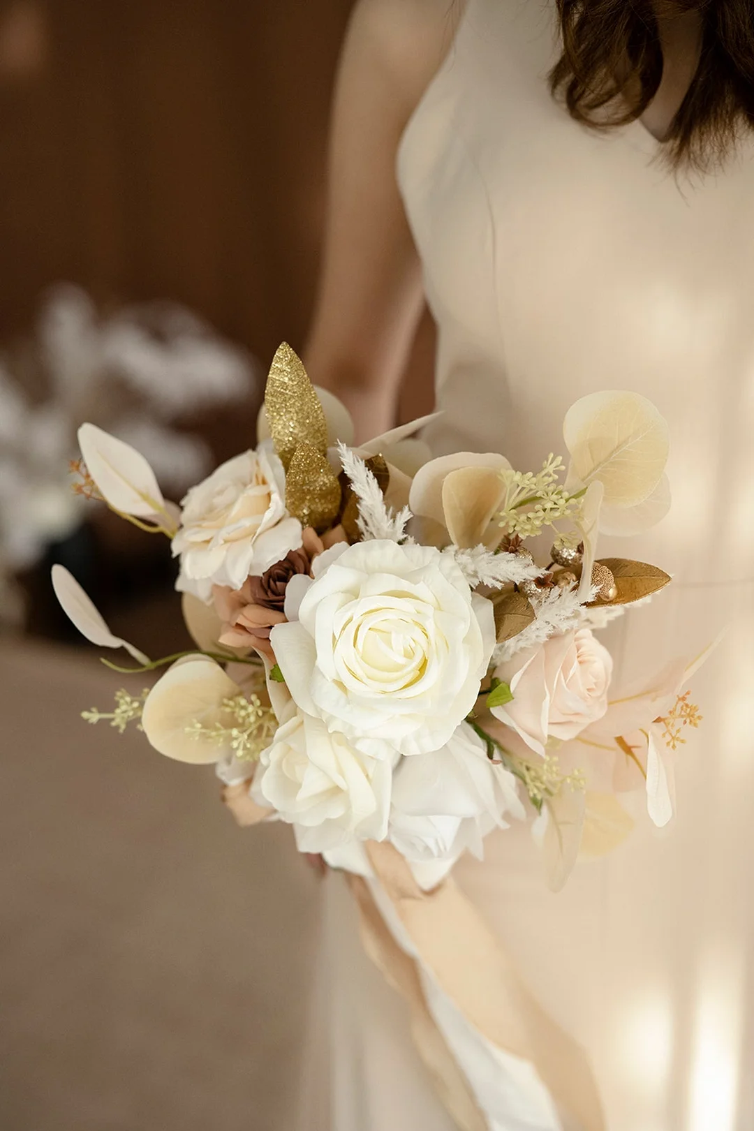 Round Bridesmaid Bouquets in White & Beige