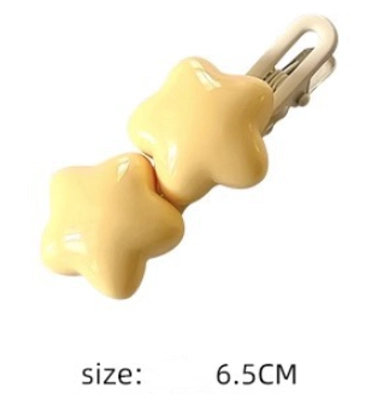 Women’s Cute Clouds Star Plastic Hair Clip