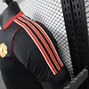 Joyfball 2025/2026 Player Version Manchester United Retro Black Football Shirt  1:1 Thai Quality（The player version jersey is a bit tight, please pay attention to the size selection）