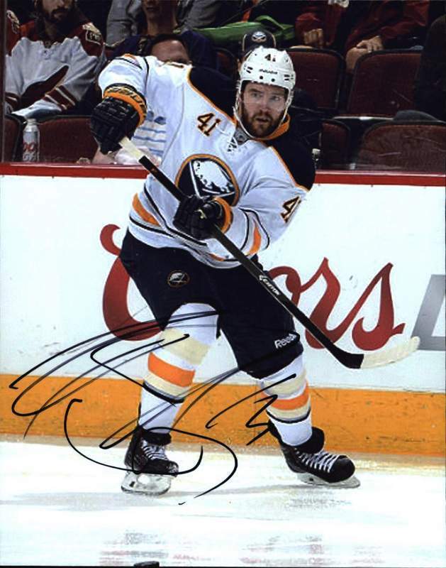 Andrej Meszaros signed Buffalo Sabres NHL hockey 8x10 Photo Poster painting /Cert Autographed A6