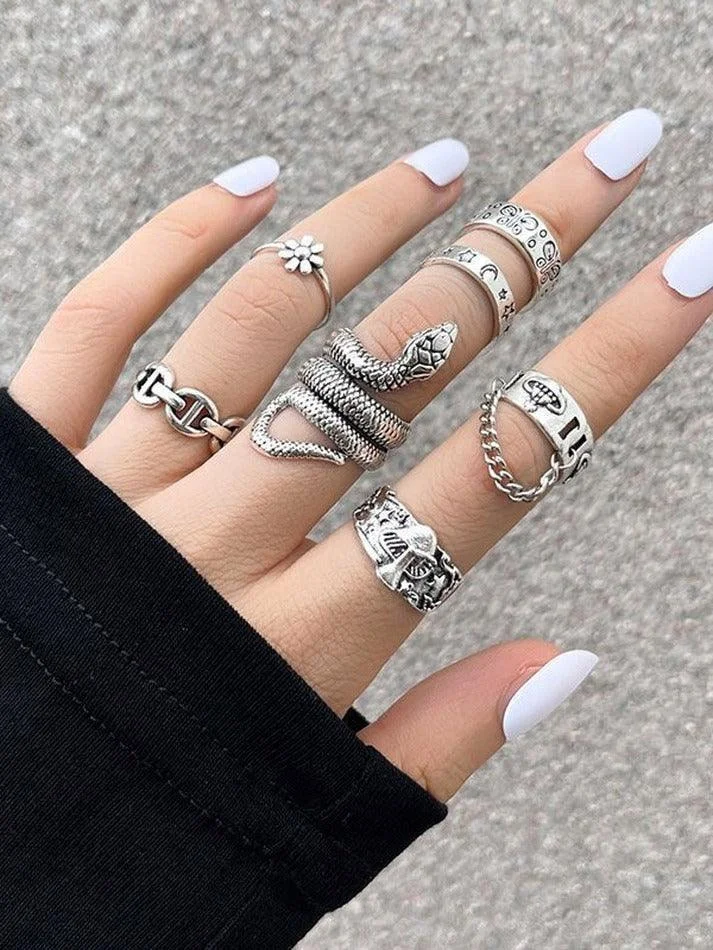 Brownm 7pcs Engraved Ring Set