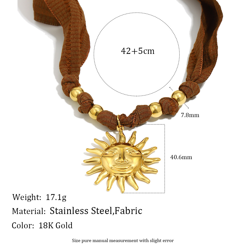 Simple yet luxurious this high-end stainless steel 18K gold plated sun face pendant necklace is a hot seller