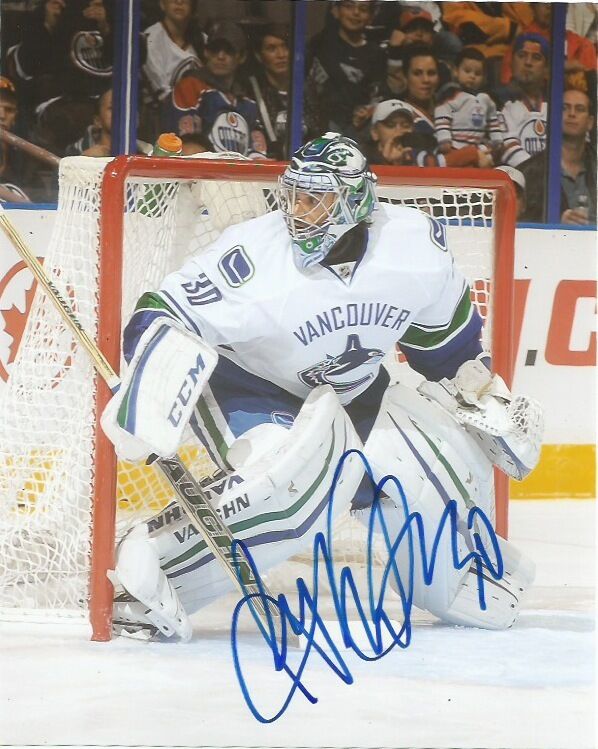 Vancouver Canucks Ryan MIller Autographed Signed 8x10 Photo Poster painting COA D