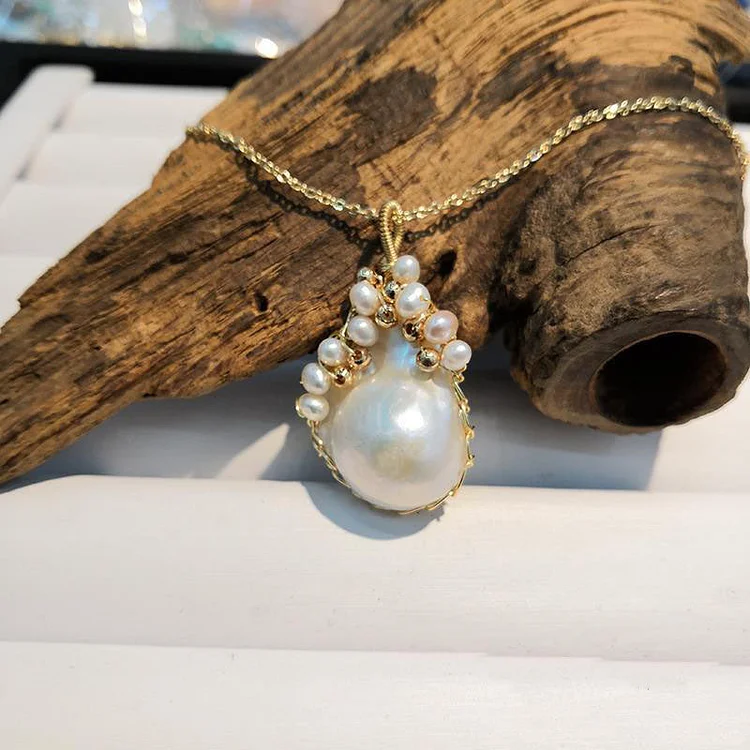 Natural Baroque Pearl Gold Necklace