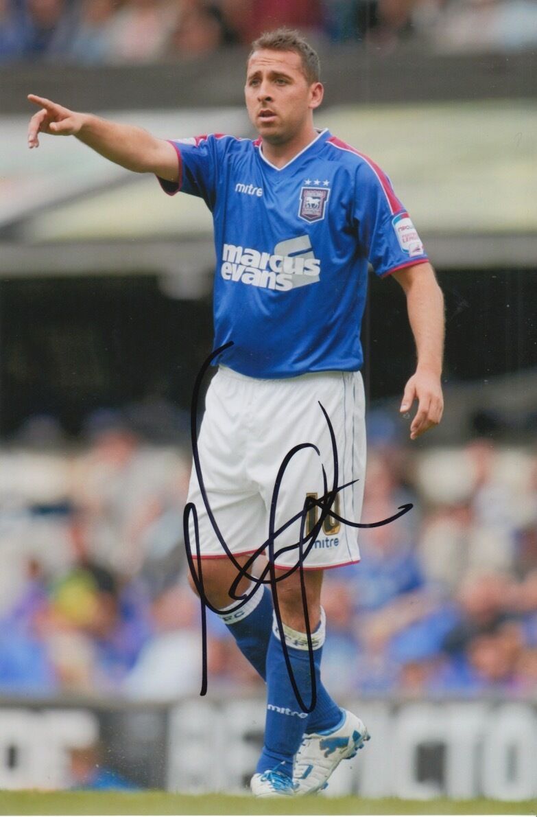 IPSWICH TOWN HAND SIGNED MICHAEL CHOPRA 6X4 Photo Poster painting.