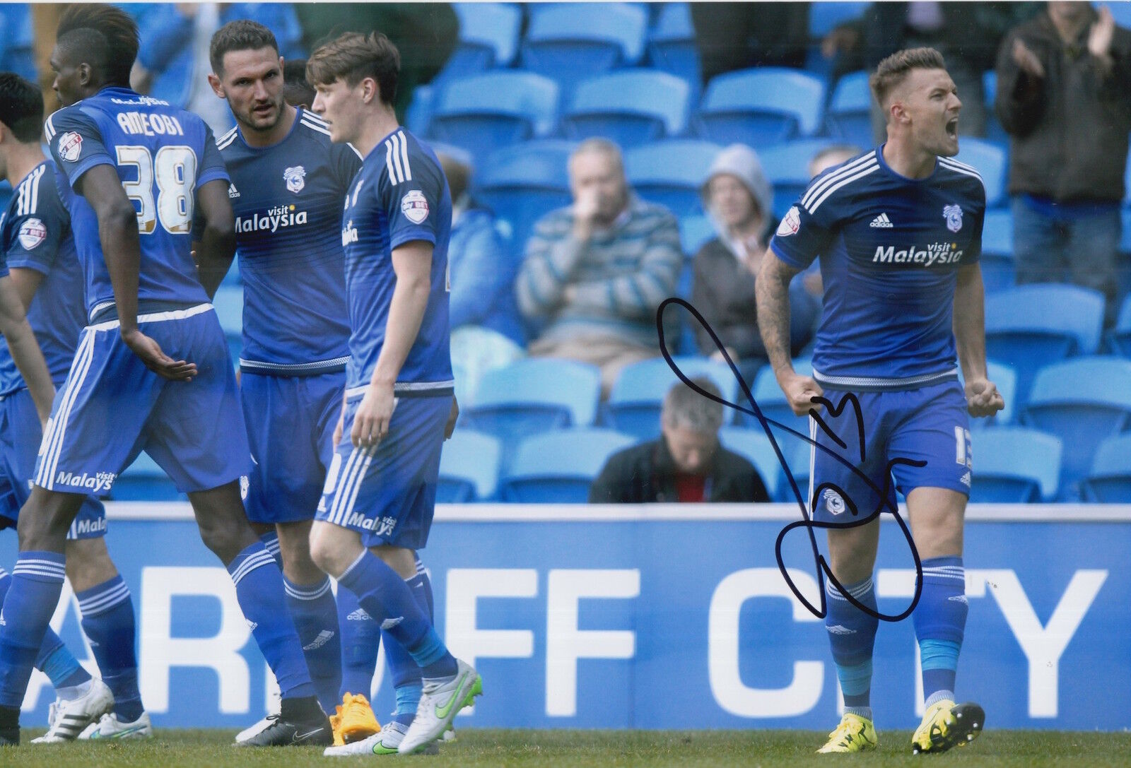 CARDIFF CITY HAND SIGNED ANTHONY PILKINGTON 12X8 Photo Poster painting 2.