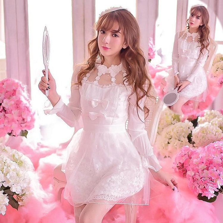 S/M/L Snow White Floral Lace Dress SP153422