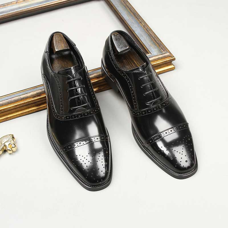Stylish and Durable Men Patent Leather Brogues Shoes main image 1