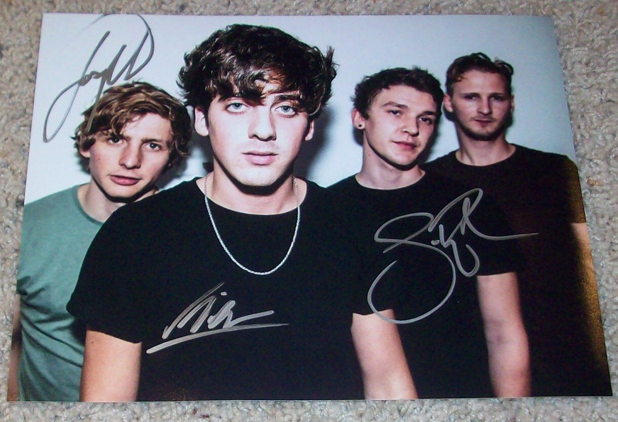 CIRCA WAVES BAND SIGNED AUTOGRAPH 8x10 Photo Poster painting C w/PROOF KIERAN SHUDALL +2