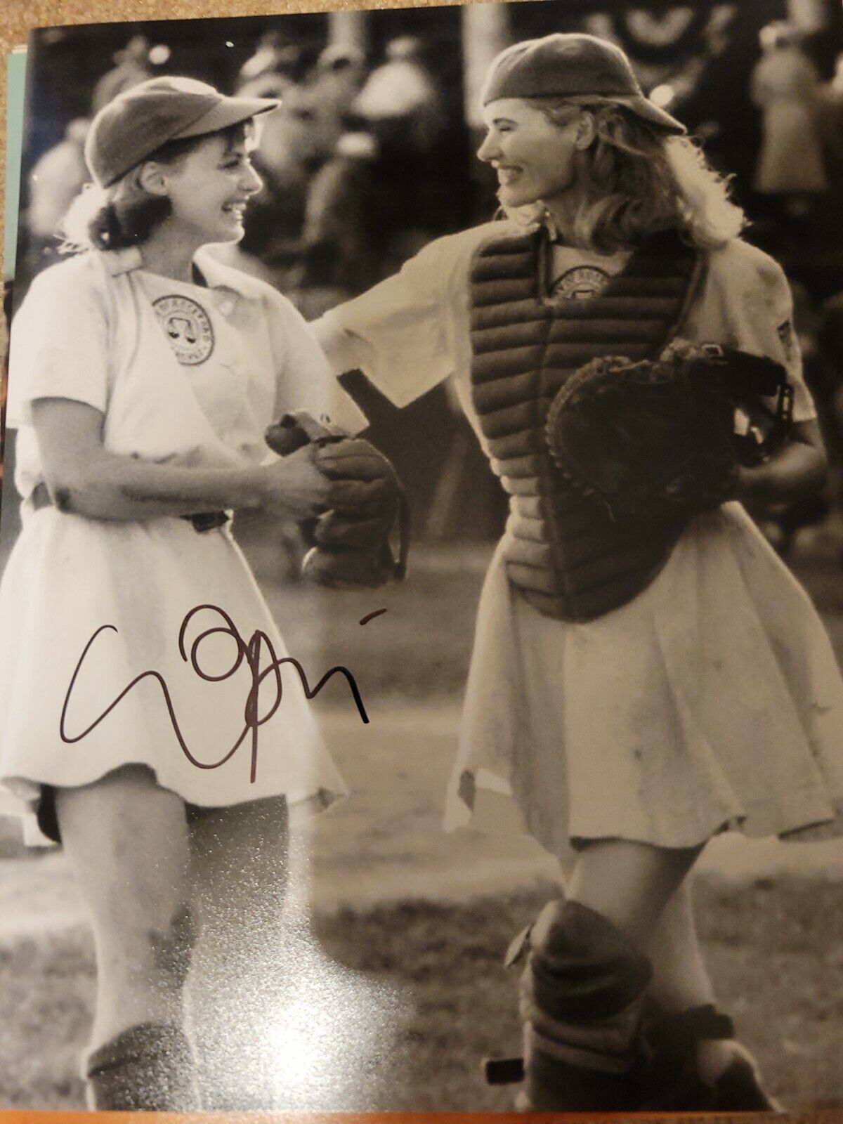 LORI PETTY SIGNED AUTHENTIC 'A LEAGUE OF THEIR OWN' 8x10 Photo Poster painting