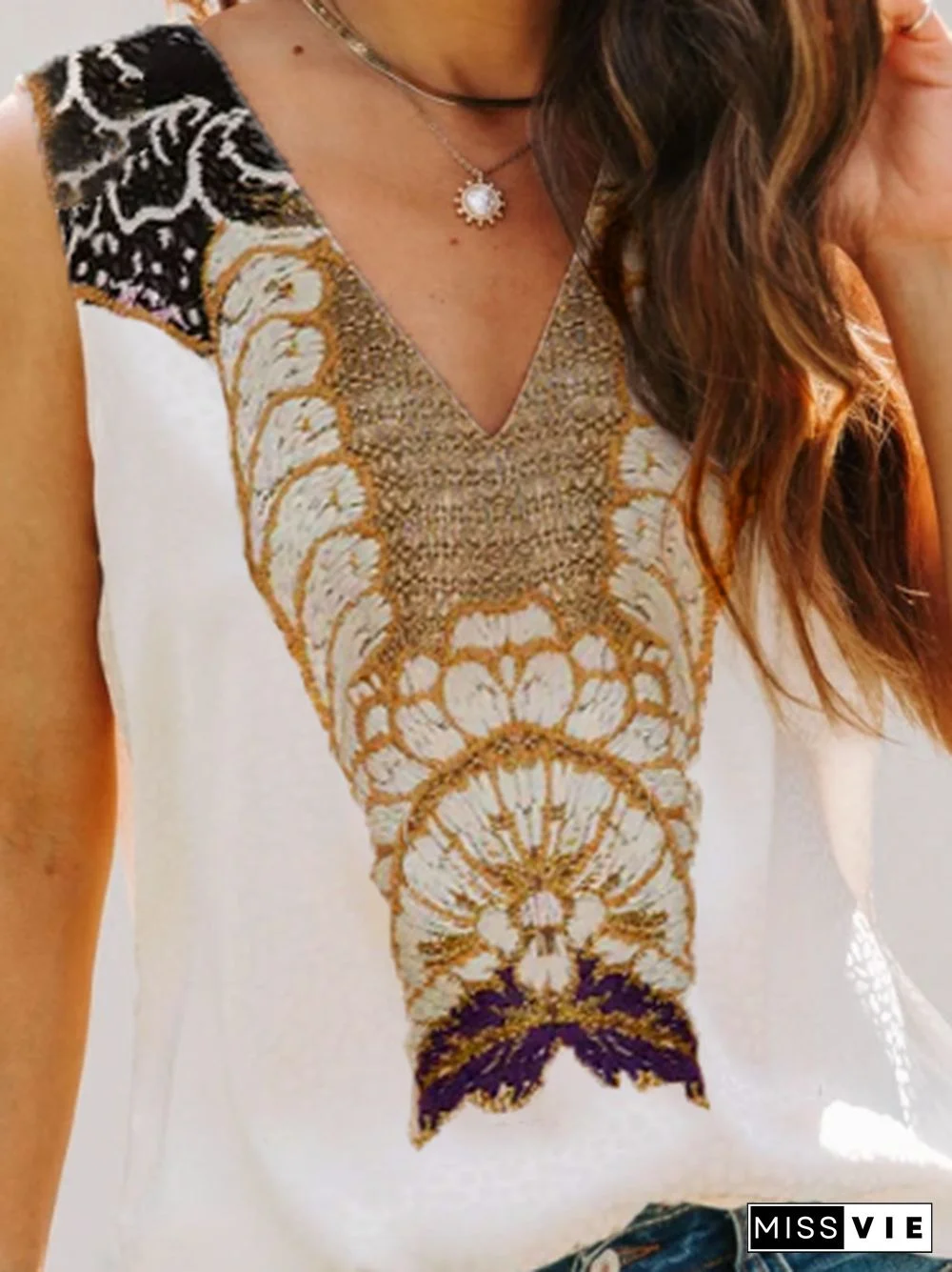 Sleeveless V Neck Geometric Casual T-shirt