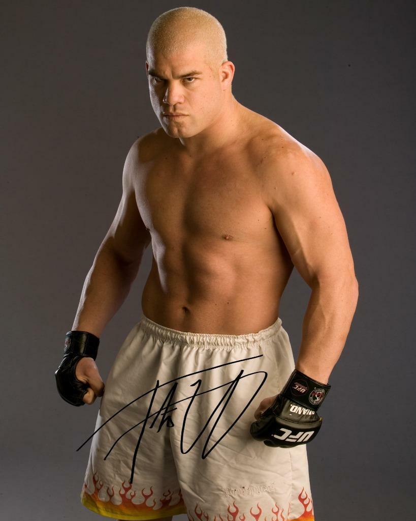 Tito Ortiz SIGNED AUTOGRAPHED 10 X 8