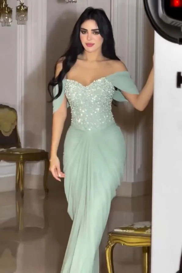 Daisda Sleeveless Off-Shoulders Mermaid Prom Dress With Sequins 