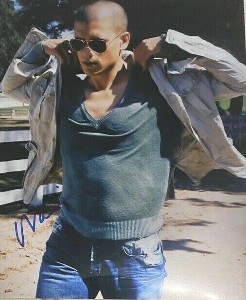 Wentworth Miller signed autographed 8x10 Photo Poster painting Prison Break Legends of Tomorrow