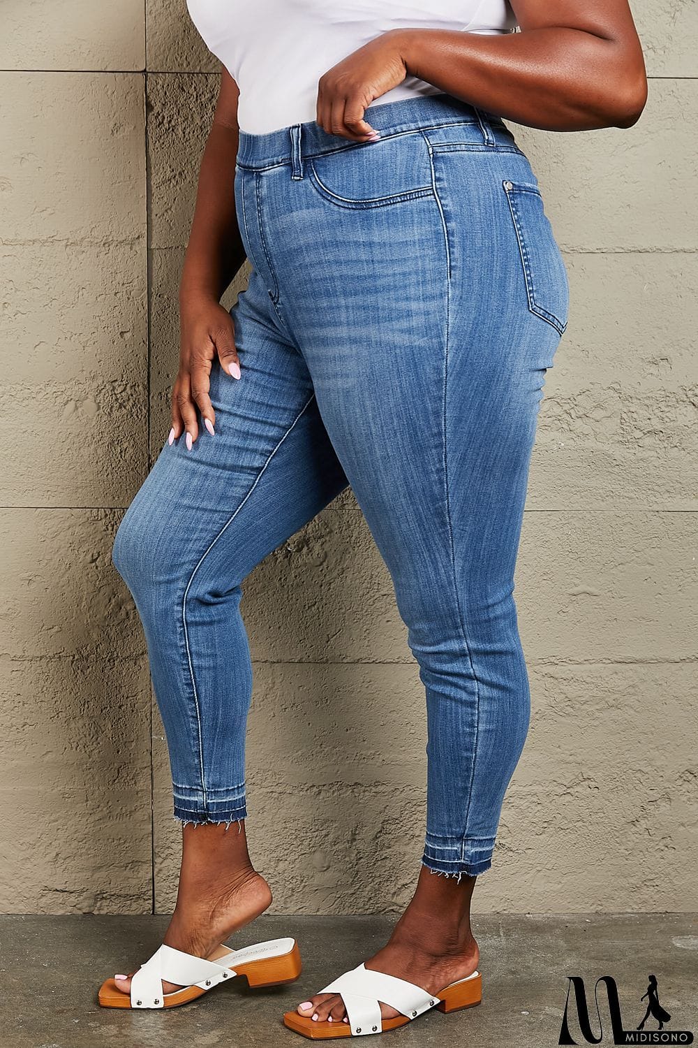 MidiSono - Judy Blue Janavie Full Size High Waisted Pull On Skinny Jeans