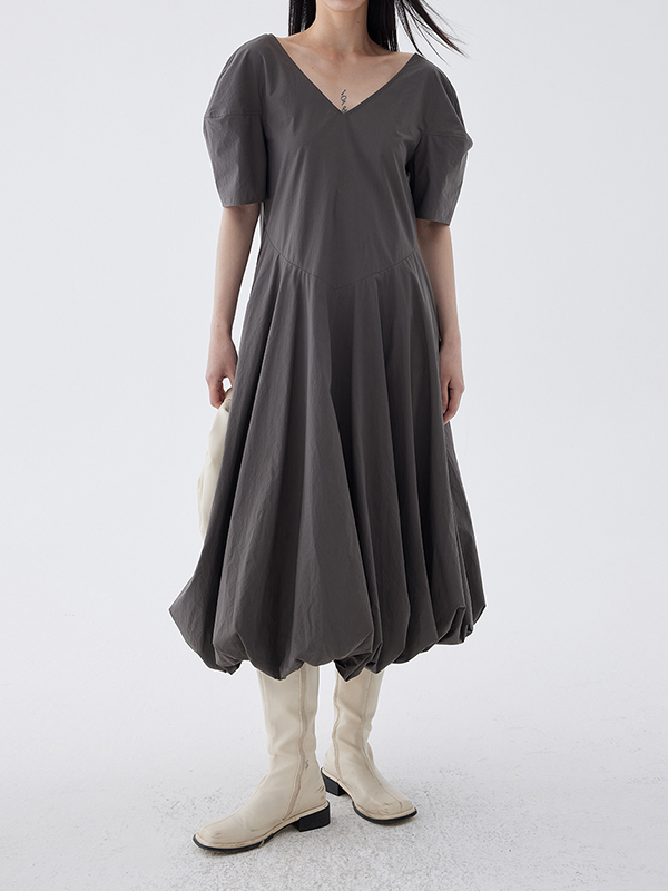 Lantern Short Sleeve V Neck Pleated Midi Dress