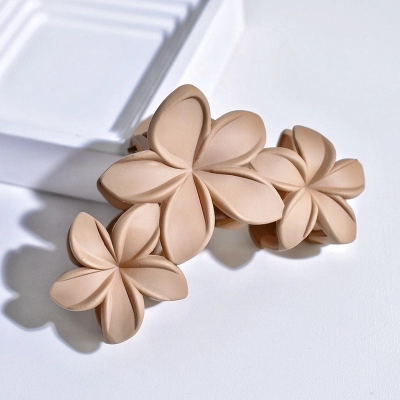 Women’s Minimalist Classic Style Flower Acetic Acid Sheets Hollow Out Hair Claws