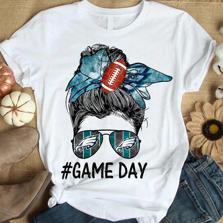 Philadelphia Eagles Women's White Relaxed T-Shirt