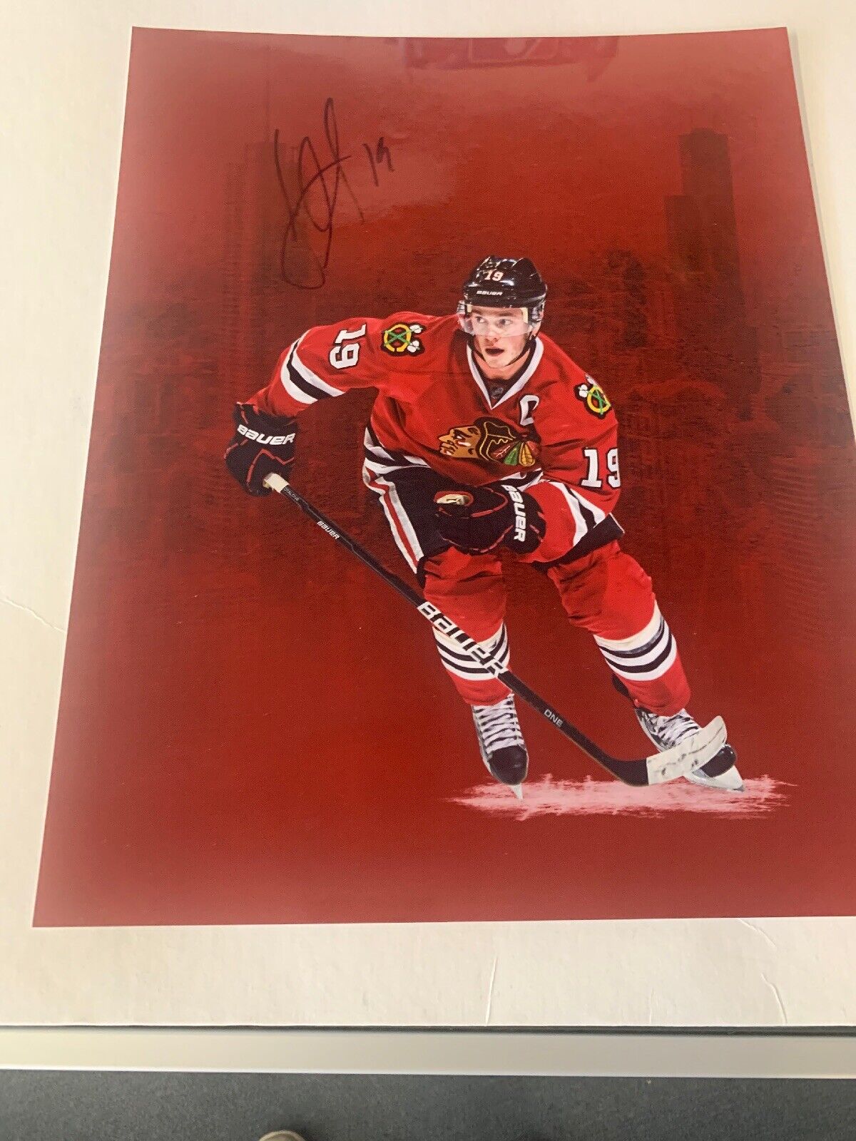 Jonathan Toews Autographed 11x14 Chicago Black Hawks Stanley Cup Z108