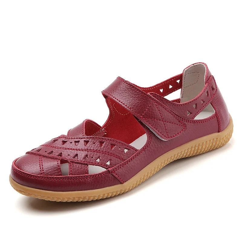 New Genuine Leather Women's Summer Sandals Cut-Outs Woman Flats Shoes Breathable Female Beach Loafers Soft Mother Shoe