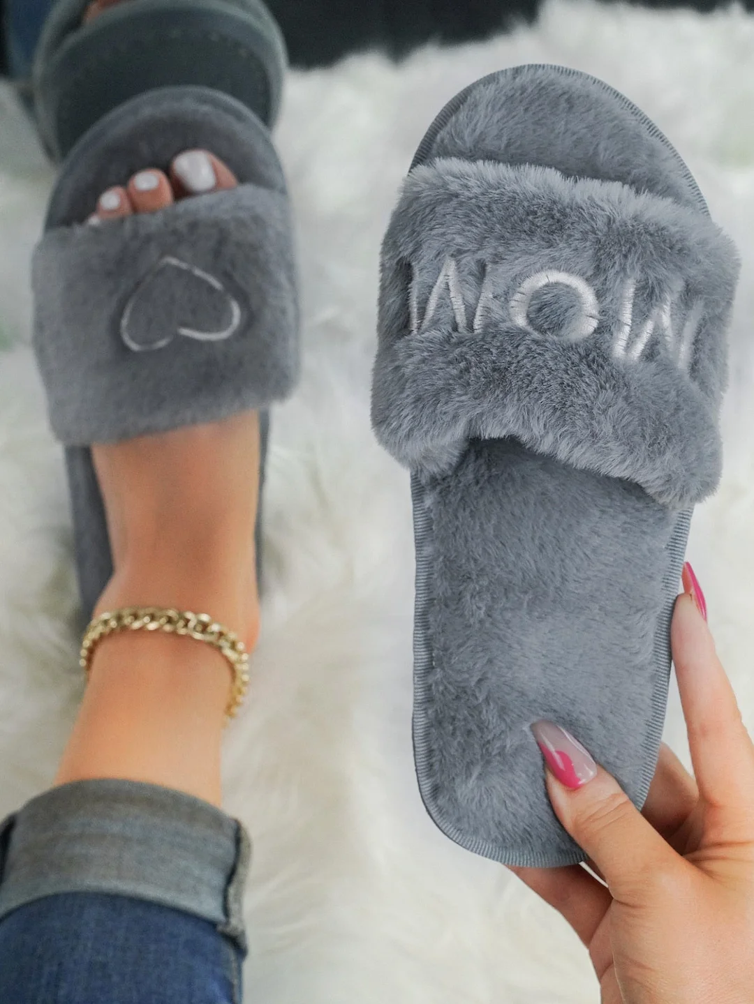 Warm Fluffy Slippers Women Faux Fur Slipper Female Indoor Floor Slides Flat Soft Furry House Shoes Letteer Flip Flops Ladies
