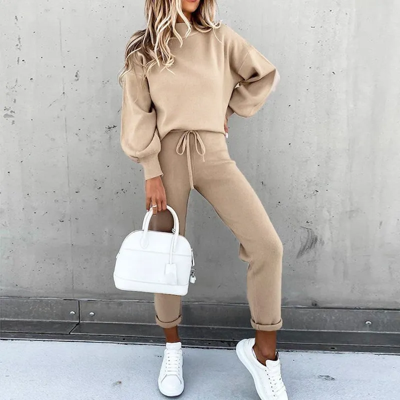 2021 autumn and winter women's sweater suit new high-neck casual solid color trousers pocket two-piece suit